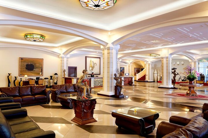 Hotel Interior 6 of 73