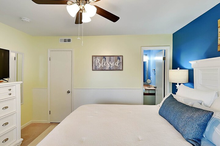 Room 10 of 50