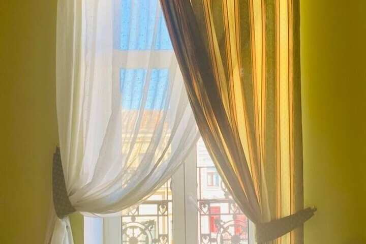 Room 3 of 12