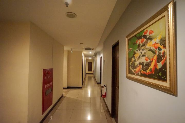 Ballroom/Hall 54 of 62