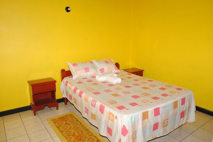 Room 2 of 29