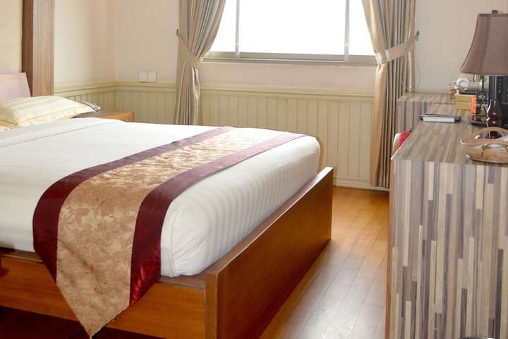 Room 10 of 79