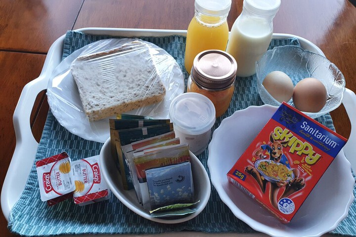 Breakfast/Coffee Service 34 of 48
