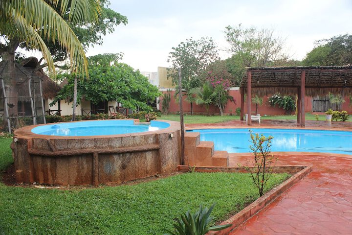 Pool 16 of 40