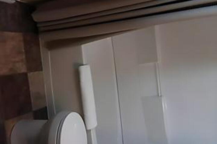 Room 18 of 21