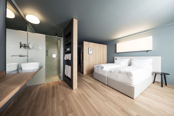 Room 26 of 56