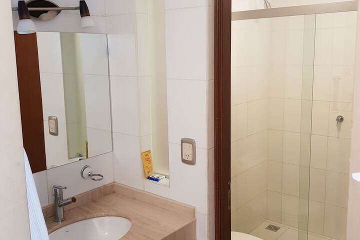 Room 20 of 33