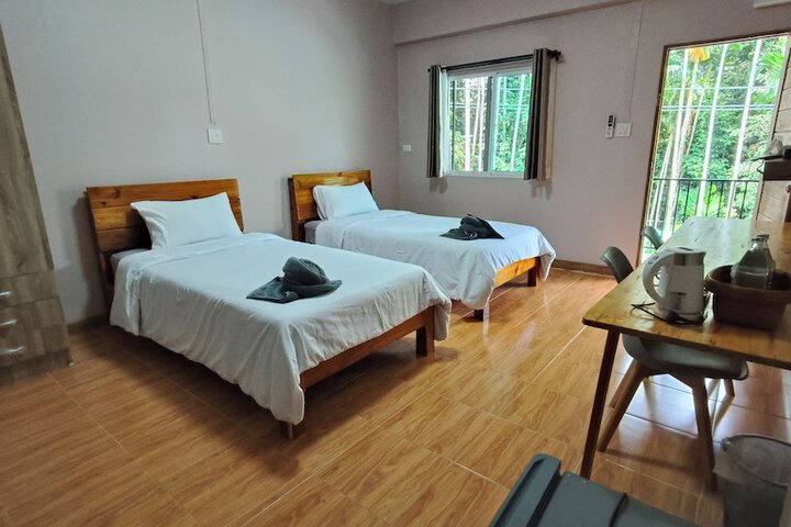 Room 8 of 22