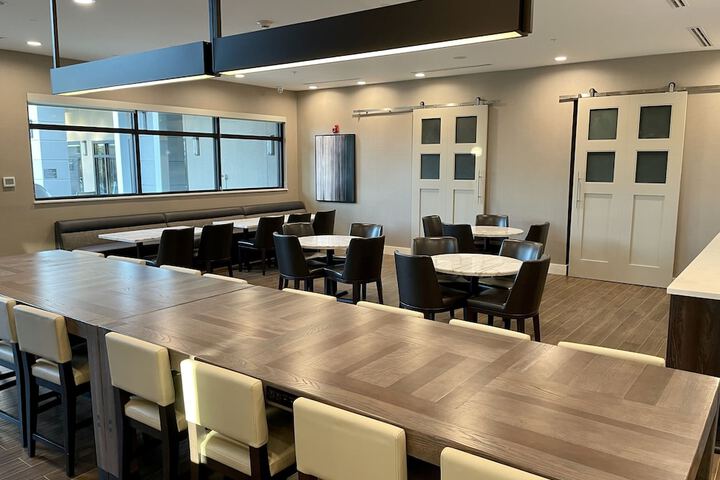 Breakfast area