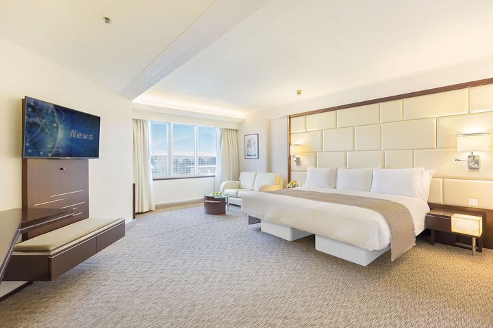 Room 16 of 112