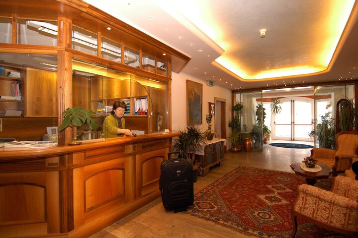 Hotel Interior 5 of 78