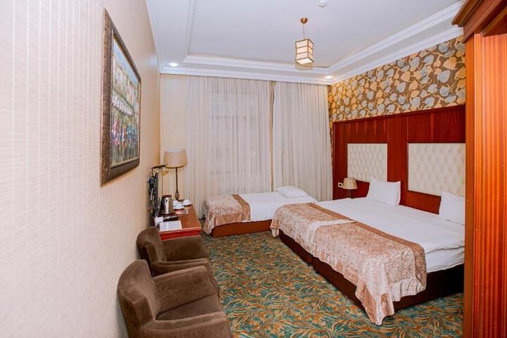Room 44 of 46