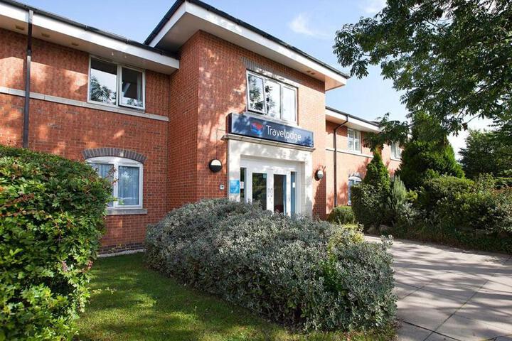 Travelodge Stonehouse