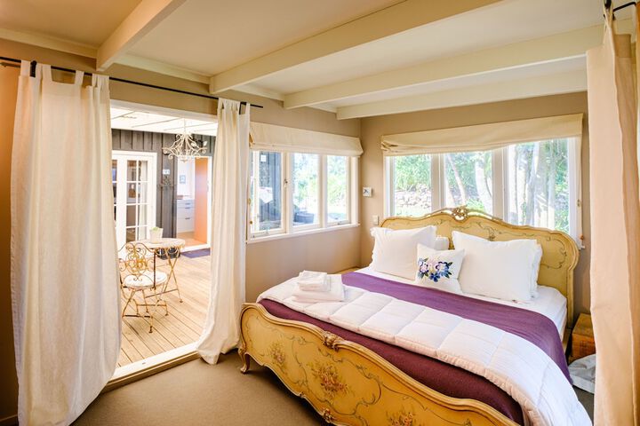 Room 3 of 17