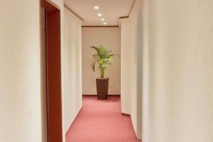 Ballroom/Hall 14 of 14