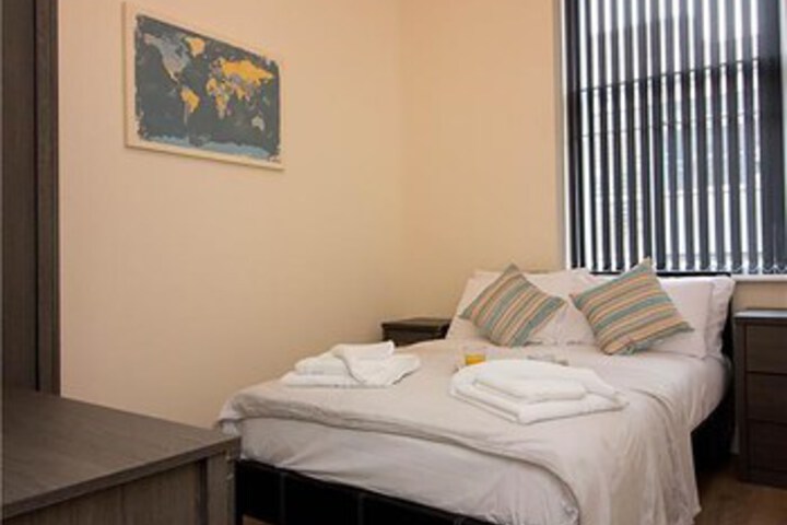 Room 11 of 26