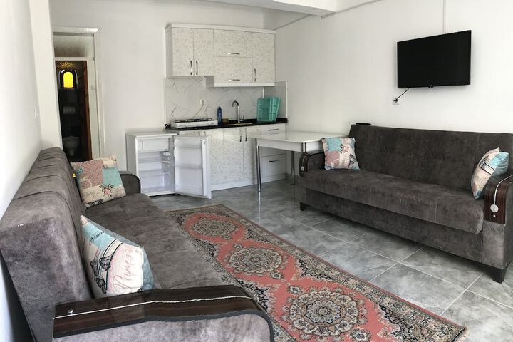 Room 22 of 50
