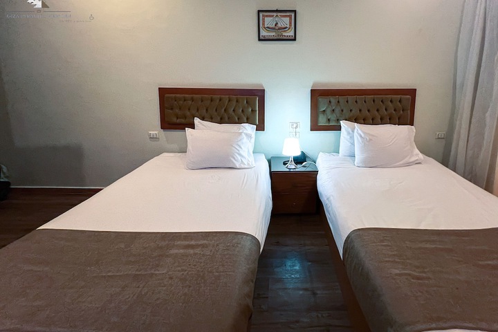 Room 59 of 284