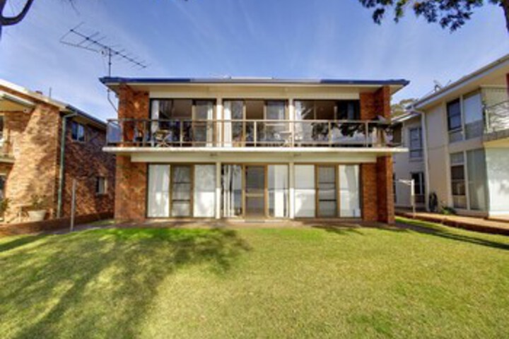 Crystal Waters 2 79 Foreshore Drive
