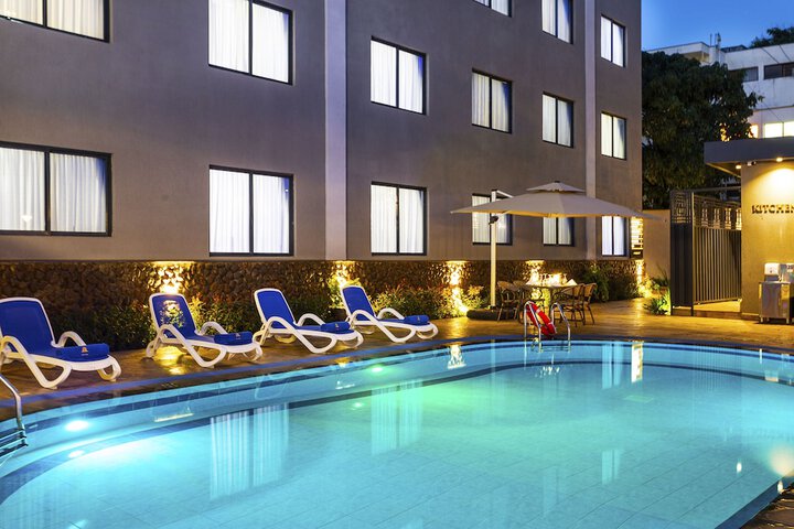 Pool 14 of 47