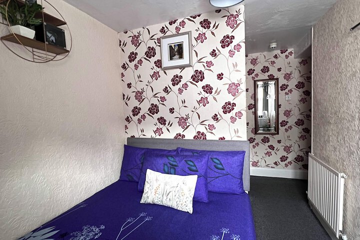 Room 18 of 37