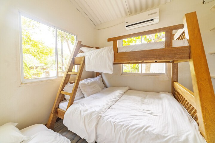 Room 2 of 26