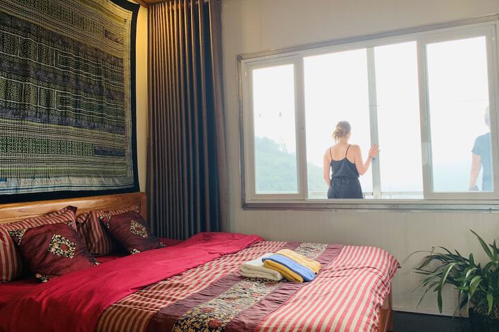 Room 4 of 60