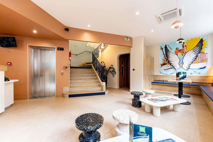 Hotel 44 of 47