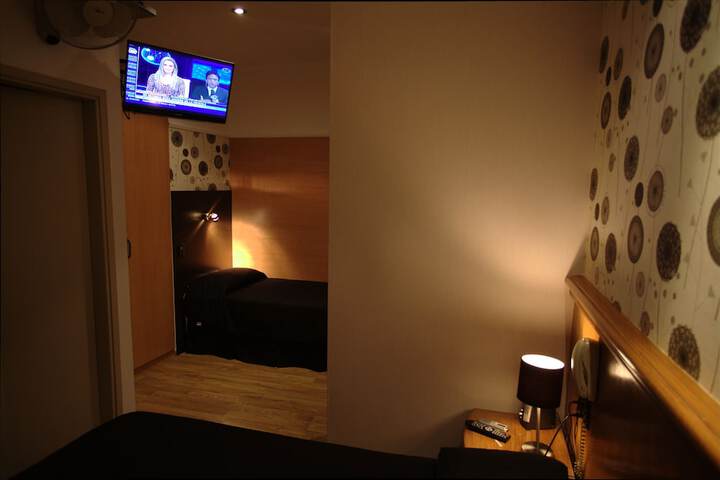 Room 30 of 110