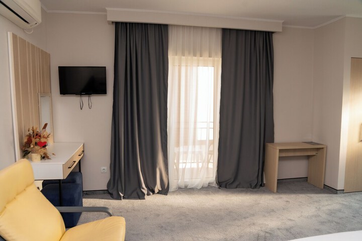 Room 9 of 54