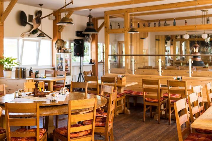 Dining Photos