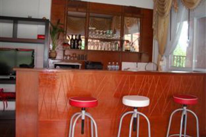 Ruean Sabai Hotel