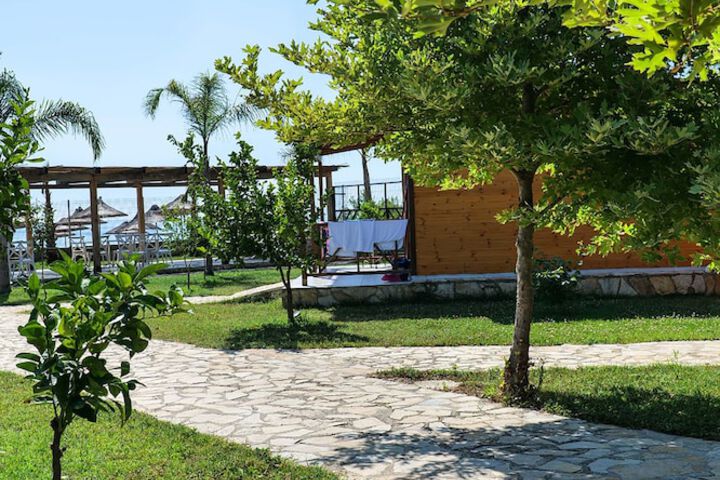 Hotel Exterior 42 of 58