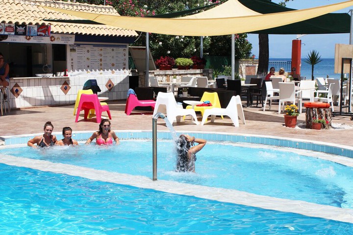 Pool Hotel