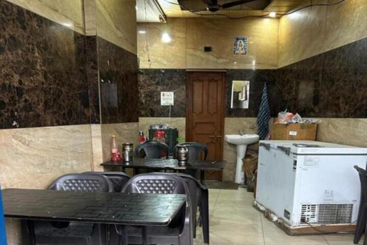 Hotel Parash Palace