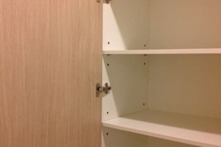 Room 19 of 28