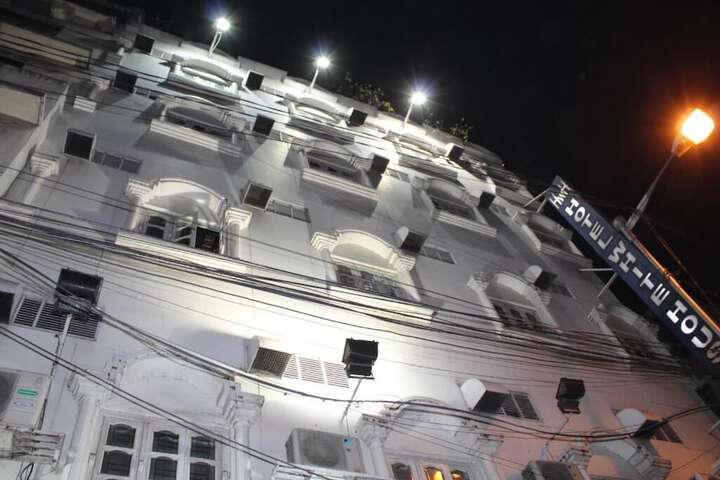 Hotel 33 of 35