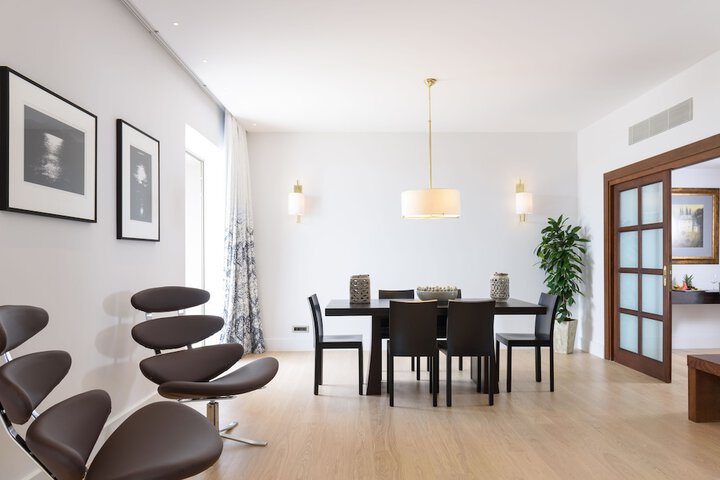 Dining Photos