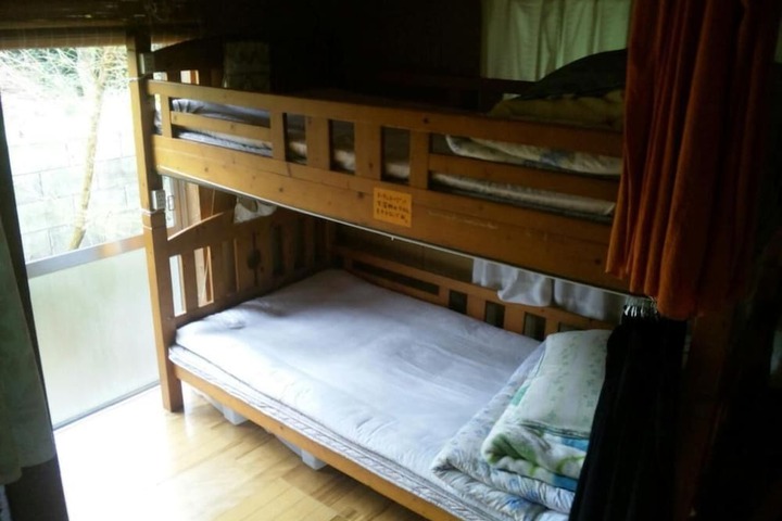Room 4 of 31