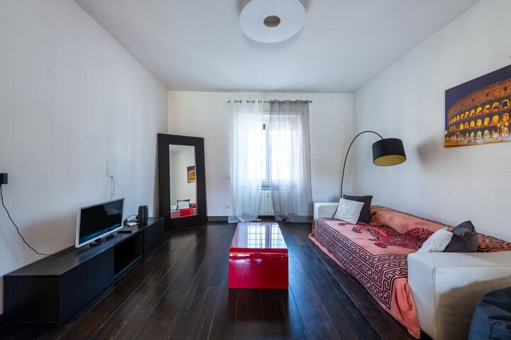 Room 10 of 30
