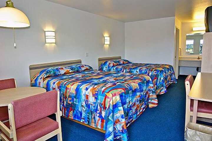 Room 7 of 37