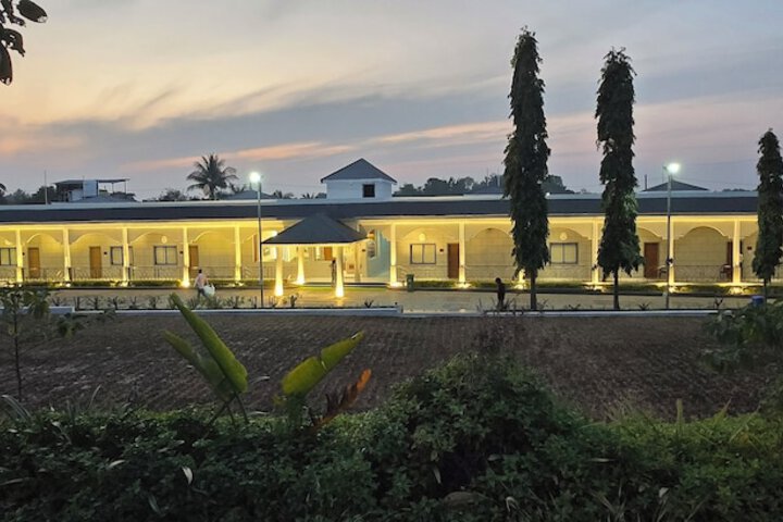 Hotel 50 of 65