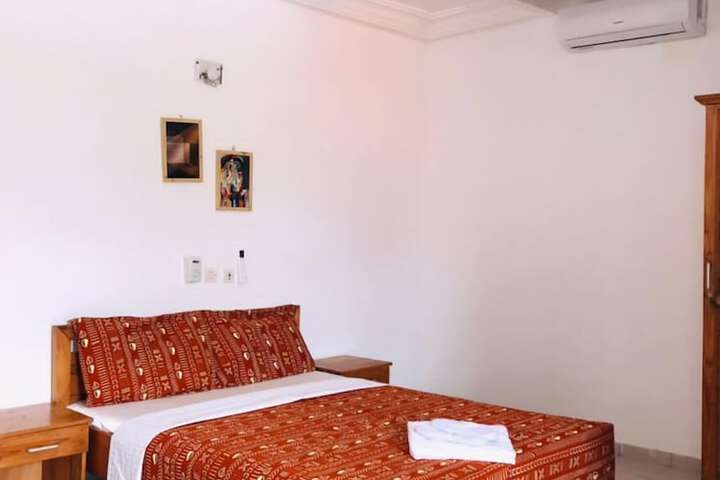 Room 35 of 67