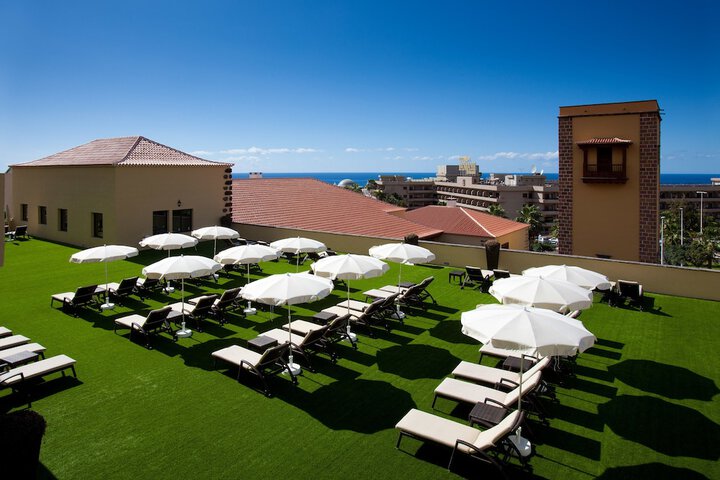 Sundeck 102 of 113