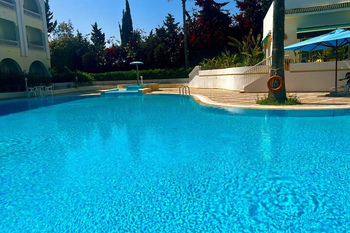 Pool 16 of 34