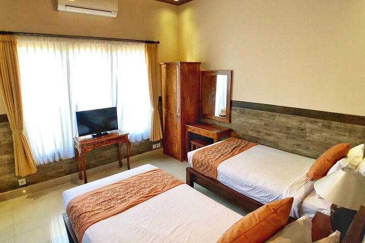 Room 16 of 31