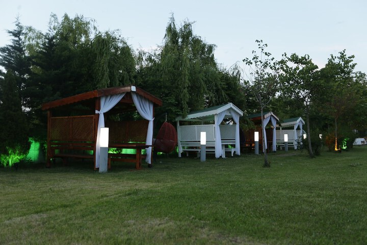 Pool Hotel