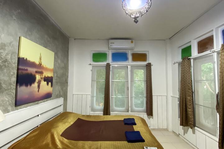 Room 20 of 181