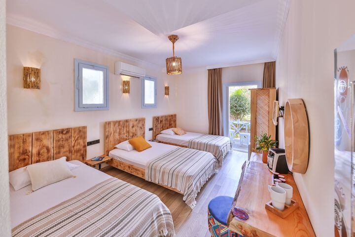 Room 10 of 56