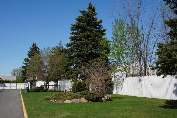 Property Grounds 31 of 40